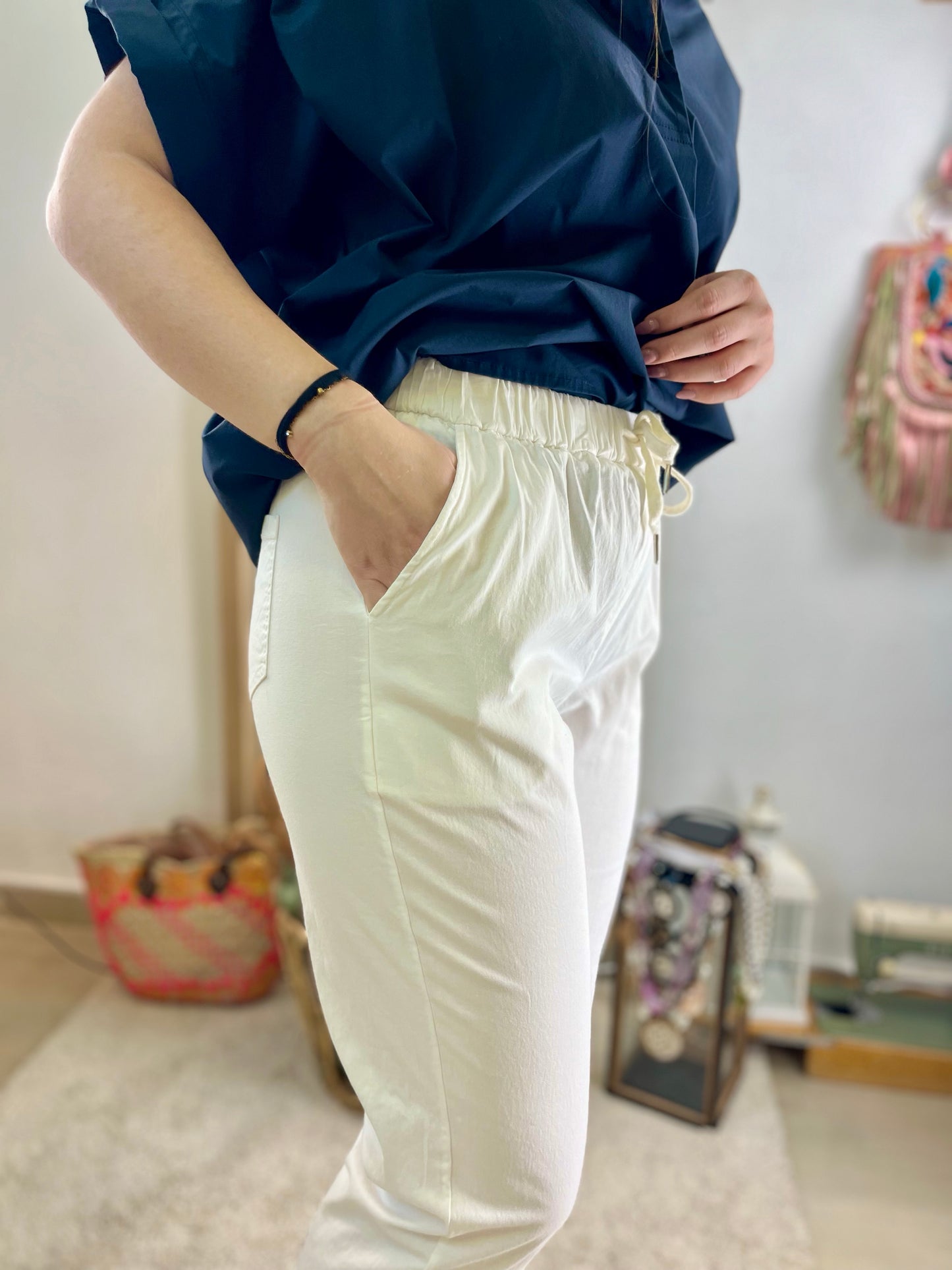 PANTALÓN DE ALGODÓN CON GOMA BLANCO